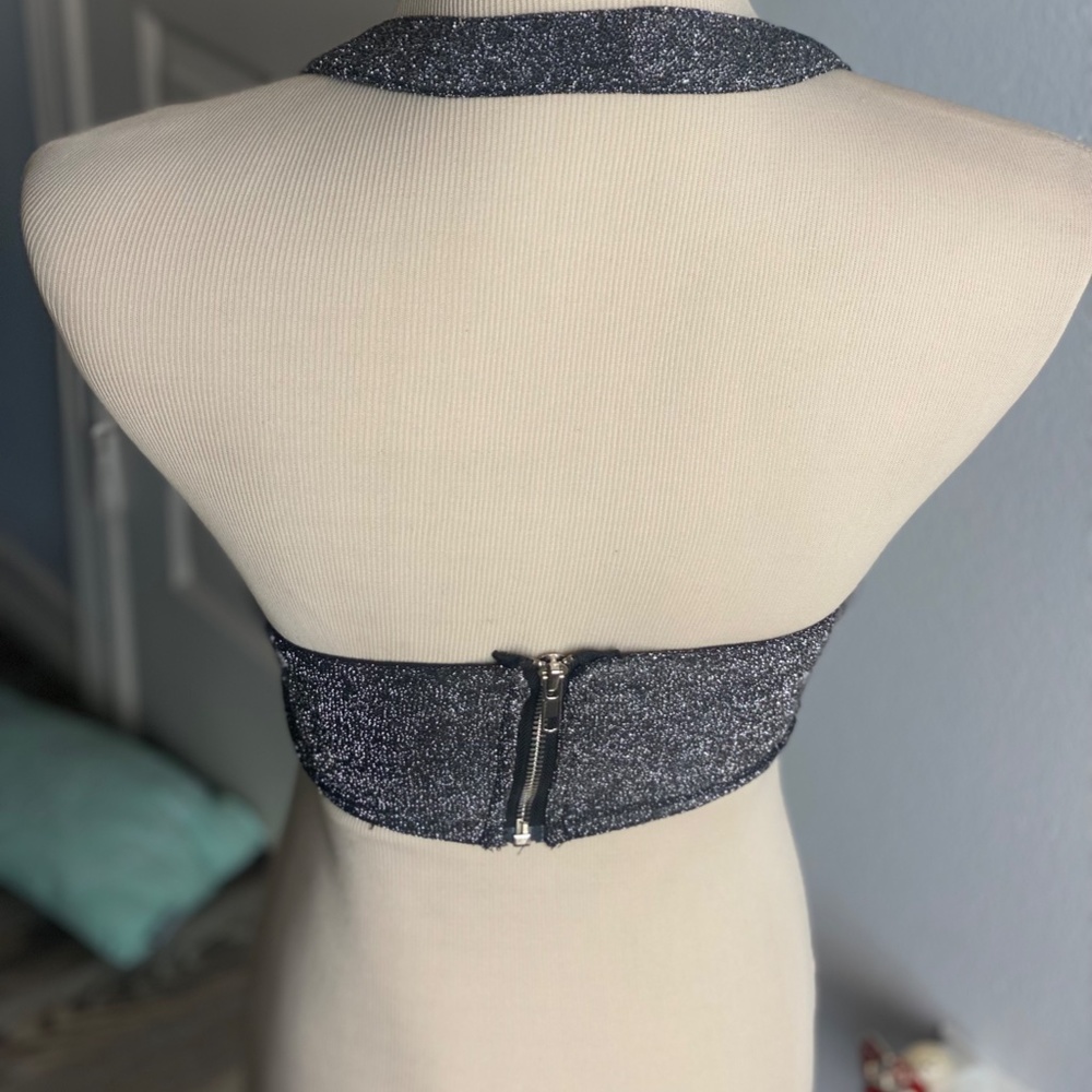 PrettyLittleThings Silver Glitter Halterneck Top - Picture 6 of 6